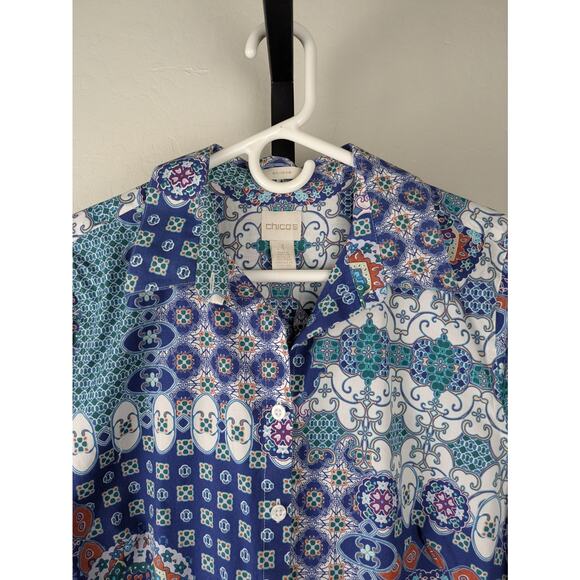 Chico's No Iron Button Front tunic top blue mixed print - Picture 5 of 7